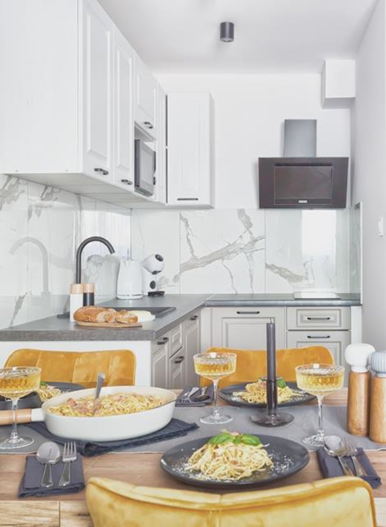 KLARO SPÓŁKA Z OGRANICZONĄ ODPOWIEDZIALNOŚCIĄ - 10