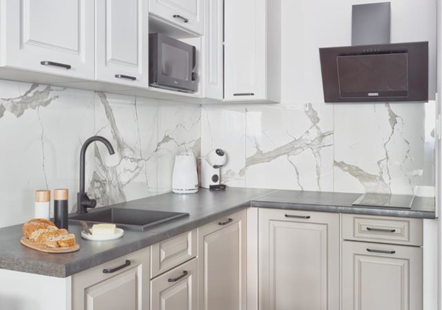 KLARO SPÓŁKA Z OGRANICZONĄ ODPOWIEDZIALNOŚCIĄ - 12